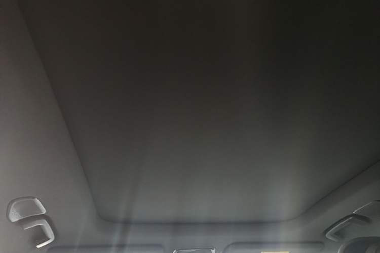 Used Lynk & Co 08 EM-P 2025 120km Long-Range Halo Headliner