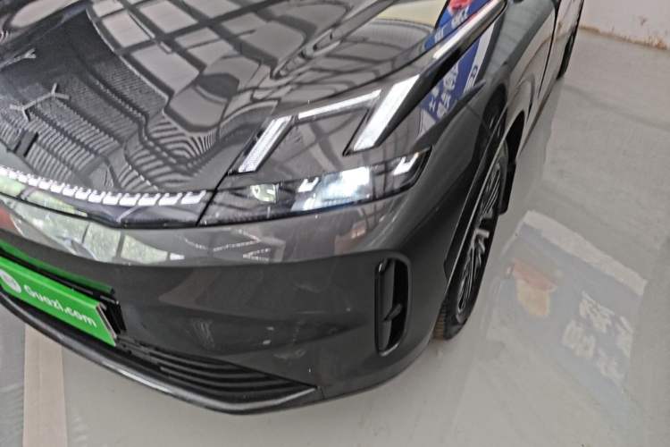 Used Lynk & Co 08 EM-P 2025 120km Long-Range Halo Left Front Headlight
