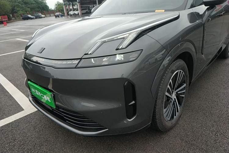 Used Lynk & Co 08 EM-P 2025 120km Long-Range Halo Left Front Headlight