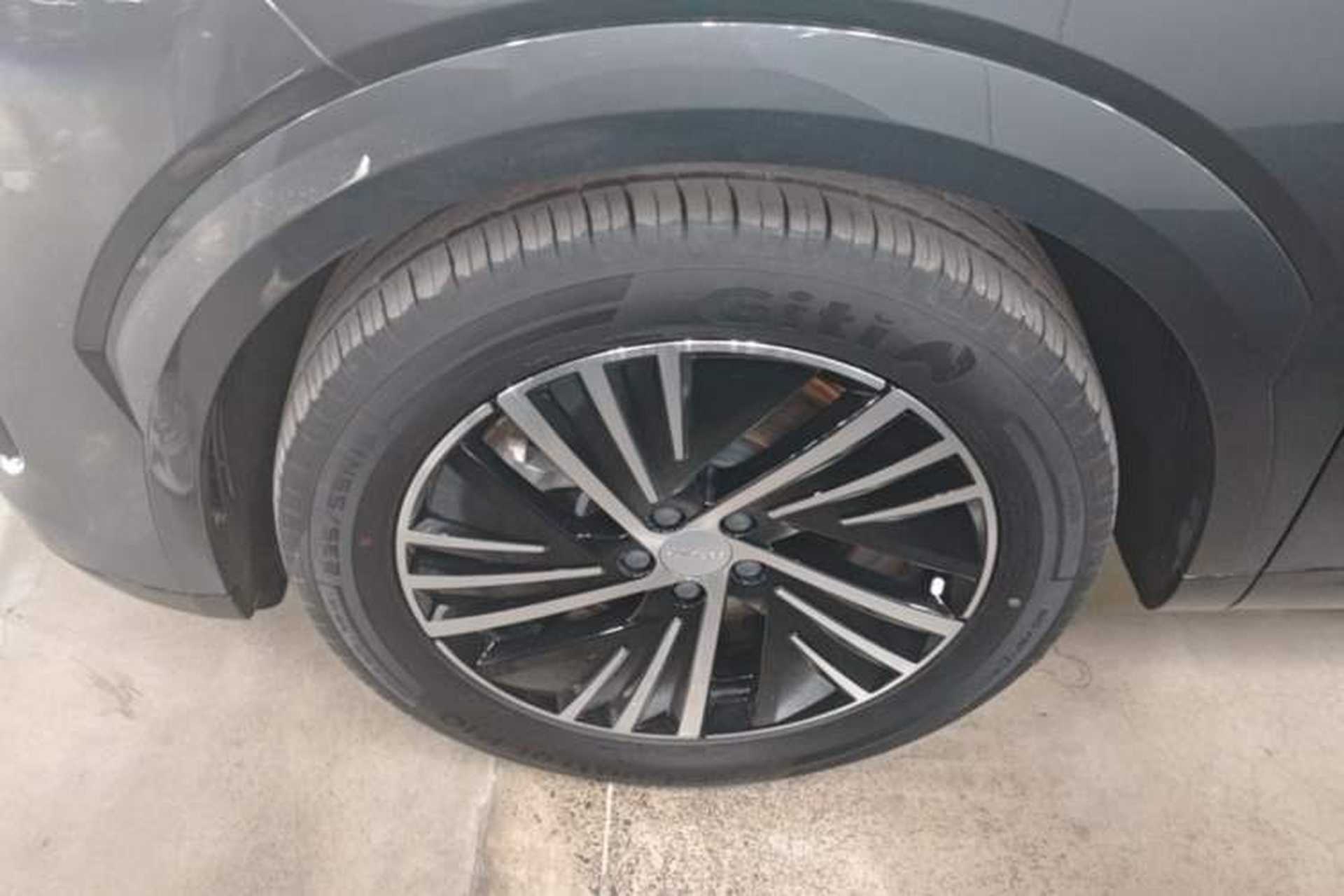 Used Lynk & Co 08 EM-P 2025 120km Long-Range Plus Left Front Wheel Hub