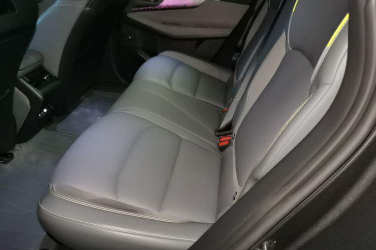 Used Lynk & Co 08 EM-P 2025 120km Long-Range Halo Left Rear Seat