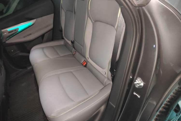 Used Lynk & Co 08 EM-P 2025 120km Long-Range Halo Left Rear Seat