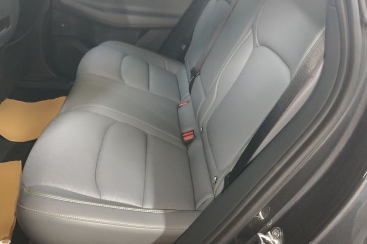Used Lynk & Co 08 EM-P 2025 120km Long-Range Plus Left Rear Seat