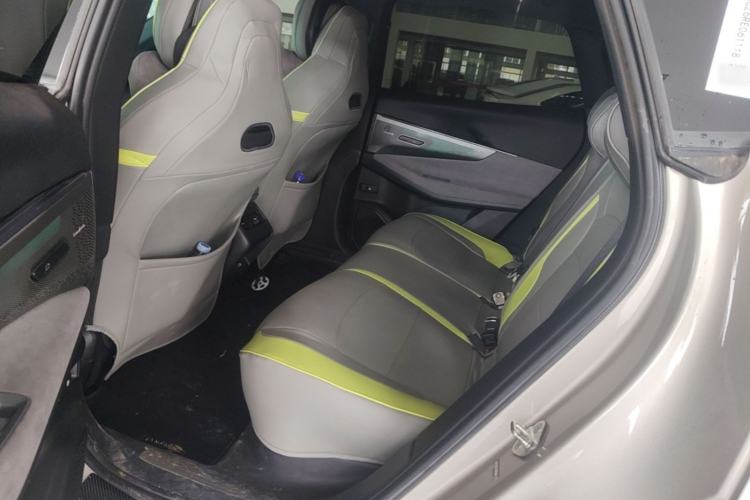 Used Lynk & Co 08 EM-P 2025 245km Ultra-Long Range Halo Left Rear Seat