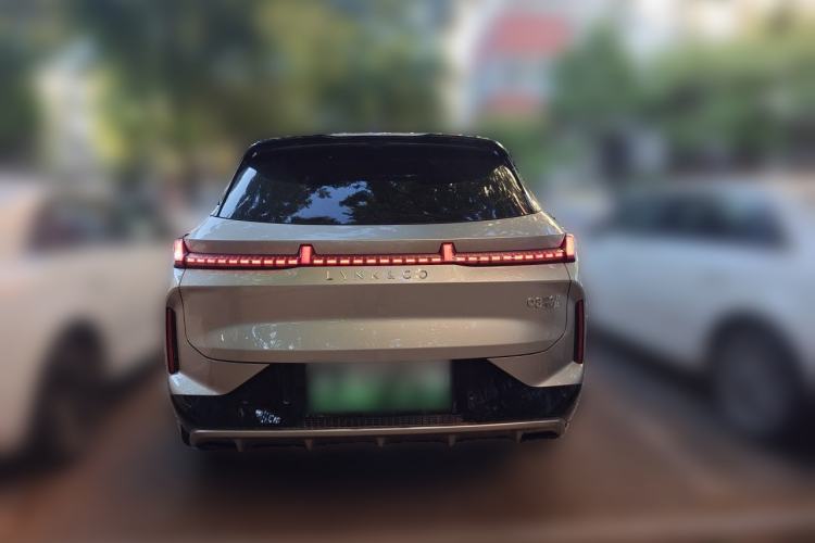 Used Lynk & Co 08 EM-P 2025 120km Long-Range Plus Rear