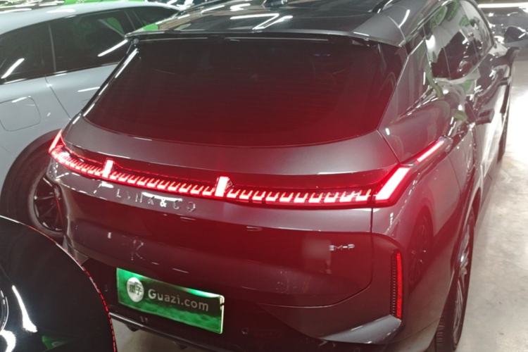 Used Lynk & Co 08 EM-P 2025 120km Long-Range Plus Rear