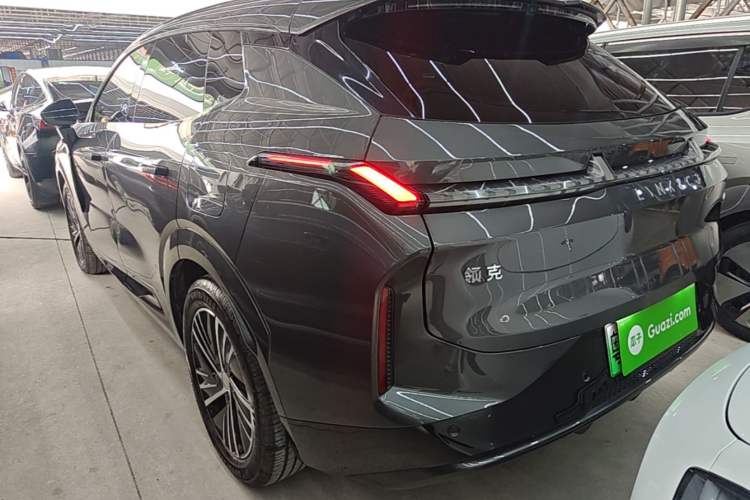 Used Lynk & Co 08 EM-P 2025 120km Long-Range Halo Rear Left 45 Deg