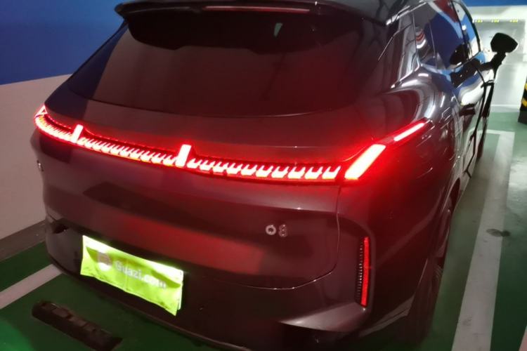 Used Lynk & Co 08 EM-P 2025 120km Long-Range Halo Rear Right 45 Deg