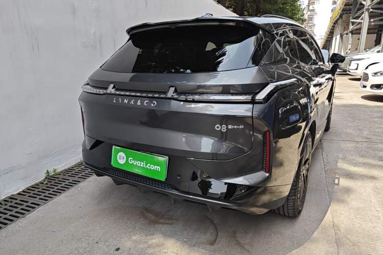Used Lynk & Co 08 EM-P 2025 120km Long-Range Pro Rear Right 45 Deg