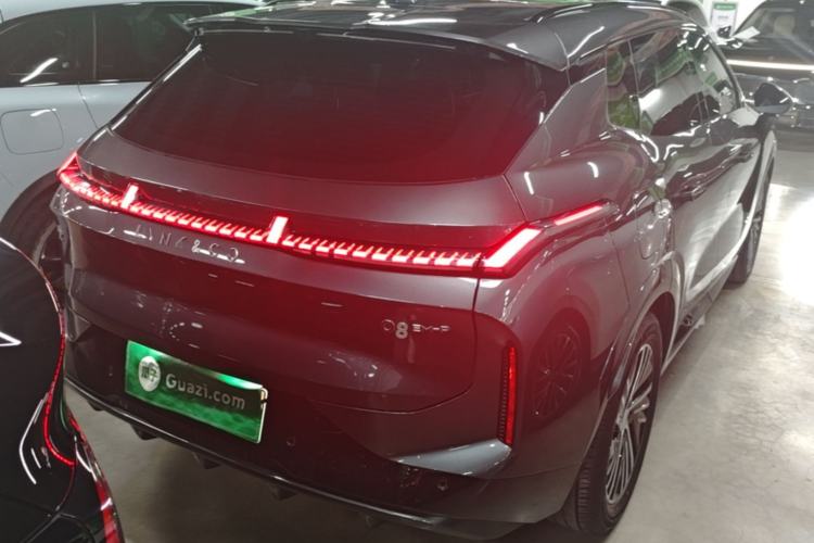 Used Lynk & Co 08 EM-P 2025 120km Long-Range Plus Rear Right 45 Deg