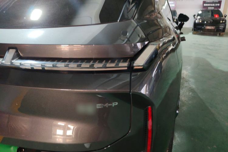 Used Lynk & Co 08 EM-P 2025 120km Long-Range Halo Right Rear Taillight