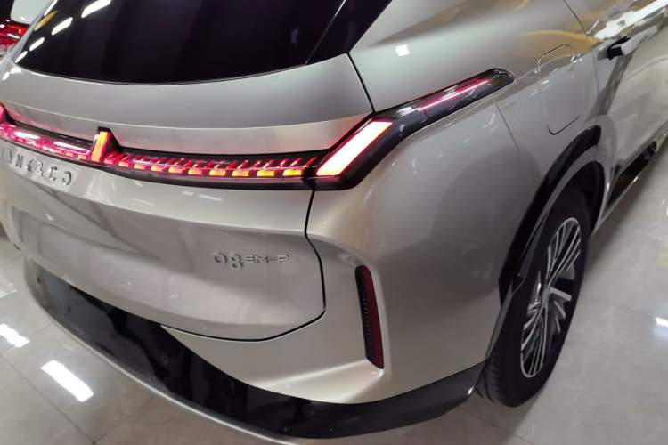 Used Lynk & Co 08 EM-P 2025 120km Long-Range Halo Right Rear Taillight