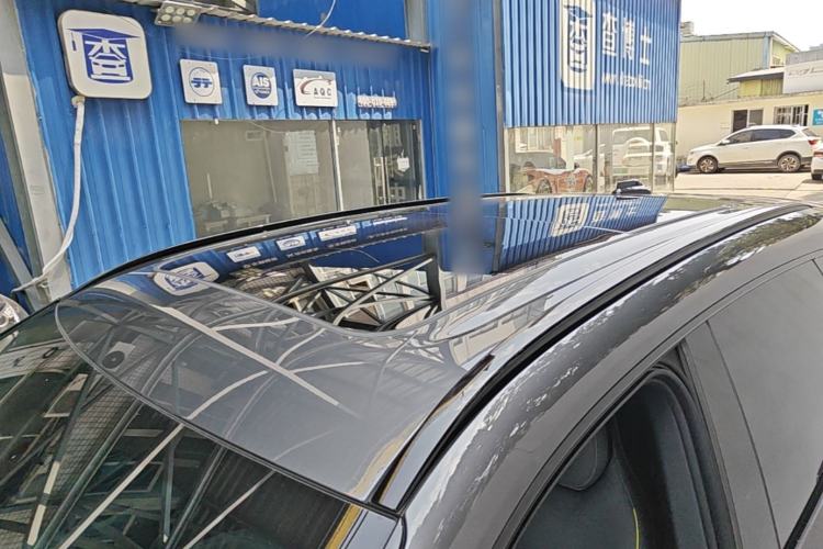 Used Lynk & Co 08 EM-P 2025 120km Long-Range Pro Roof