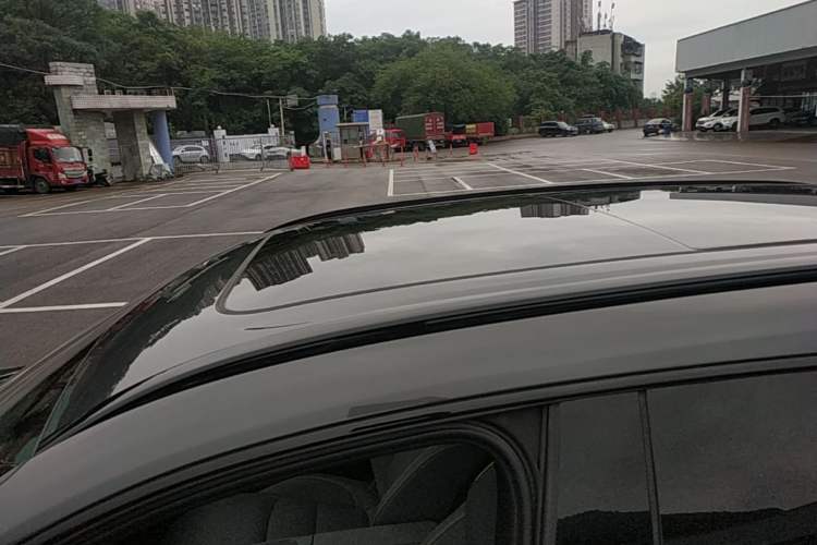 Used Lynk & Co 08 EM-P 2025 120km Long-Range Halo Roof