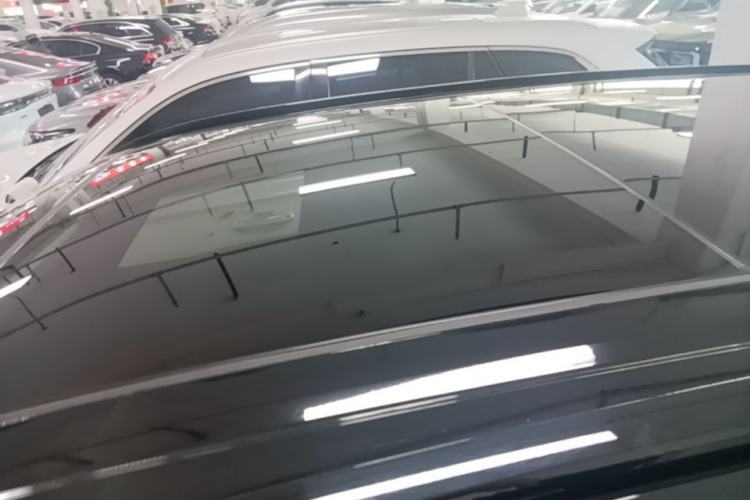 Used Lynk & Co 08 EM-P 2025 120km Long-Range Pro Roof