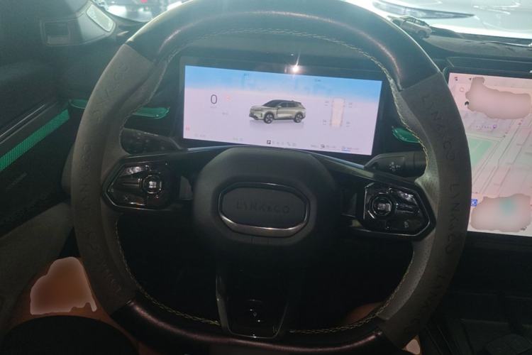 Used Lynk & Co 08 EM-P 2025 245km Ultra-Long Range Halo Steering Wheel