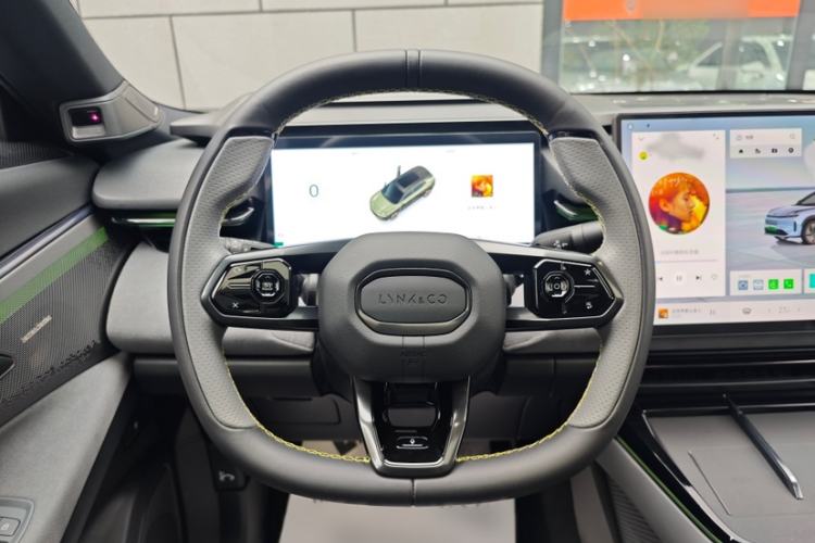 Used Lynk & Co 08 EM-P 2025 245km Ultra-Long Range Halo Steering Wheel
