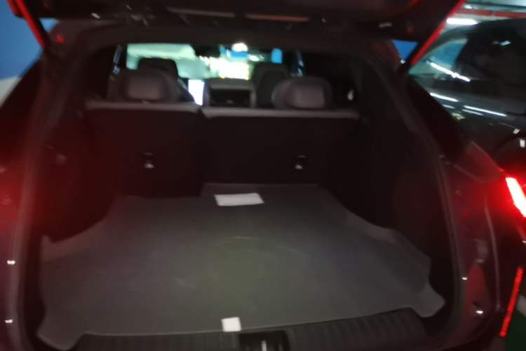 Used Lynk & Co 08 EM-P 2025 120km Long-Range Halo Trunk