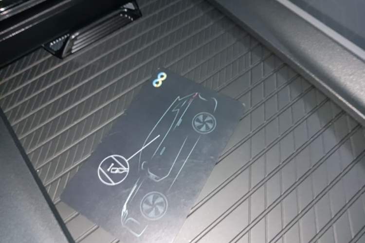 Used Lynk & Co 08 EM-P 2025 120km Long-Range Pro Vehicle Key