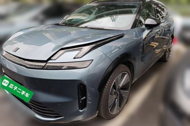 Used Lynk & Co 08 EM-P 2025 220 km All-Wheel-Drive Performance Halo