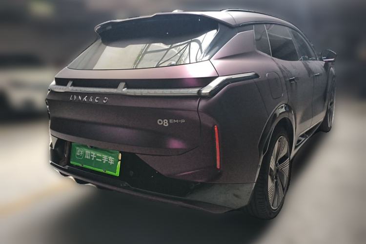 Used Lynk & Co 08 EM-P 2025 220 km All-Wheel-Drive Performance Halo Rear Right 45 Deg