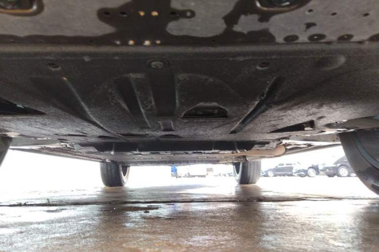 Used Lynk & Co 08 EM-P 2025 120km Long-Range Pro Chassis Front