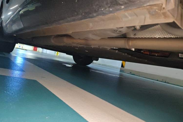 Used Lynk & Co 08 EM-P 2025 120km Long-Range Halo Chassis Rear Left