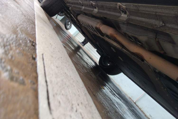 Used Lynk & Co 08 EM-P 2025 120km Long-Range Pro Chassis Rear Left