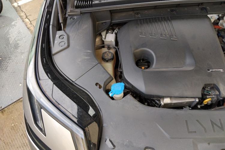 Used Lynk & Co 08 EM-P 2025 120km Long-Range Pro Engine Bay Right