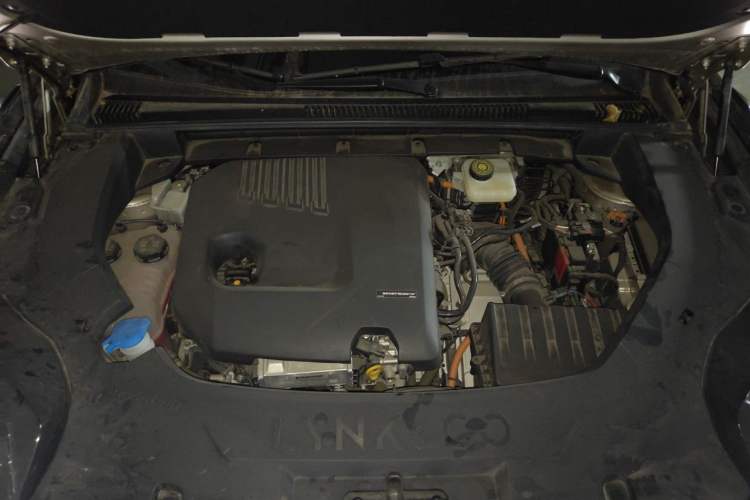 Used Lynk & Co 08 EM-P 2025 120km Long-Range Halo Engine Bay