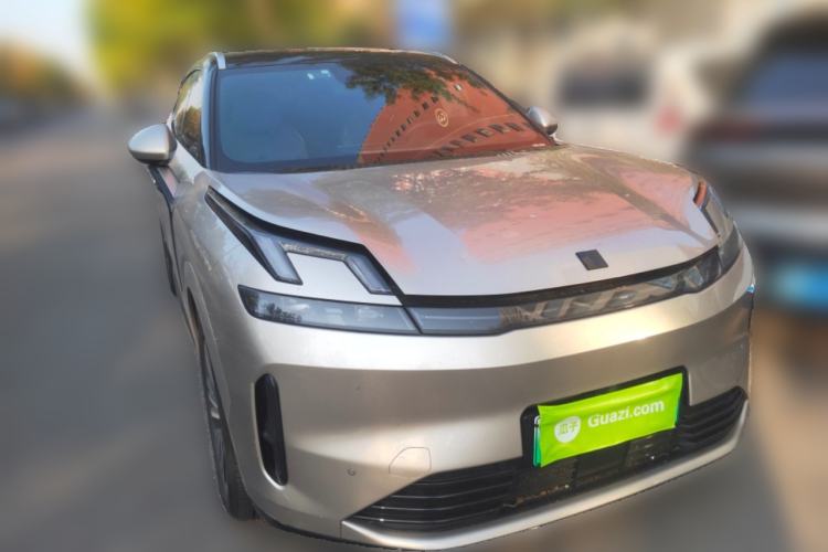 Used Lynk & Co 08 EM-P 2025 120km Long-Range Pro Exterior 2