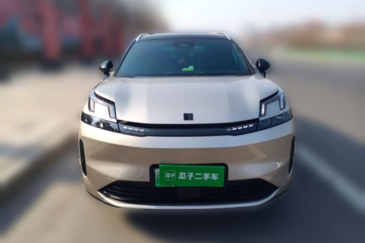 Used Lynk & Co 08 EM-P 2025 120km Long-Range Halo Front