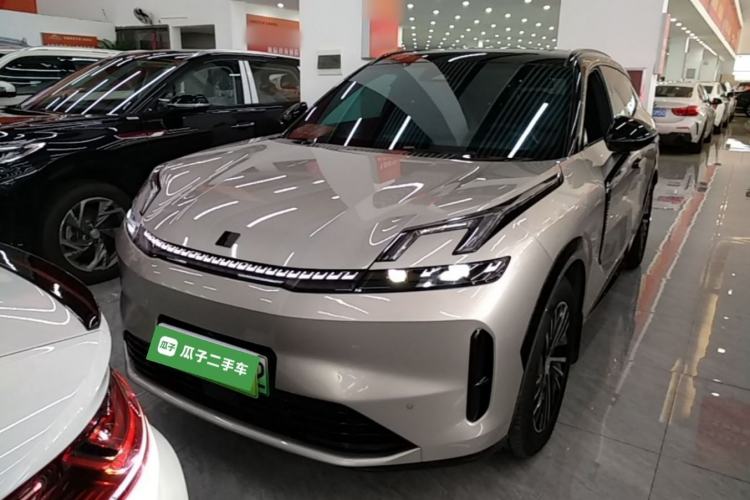 Used Lynk & Co 08 EM-P 2025 120km Long-Range Halo Front