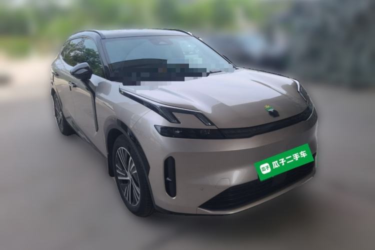 Used Lynk & Co 08 EM-P 2025 120km Long-Range Halo Front Right 45 Deg