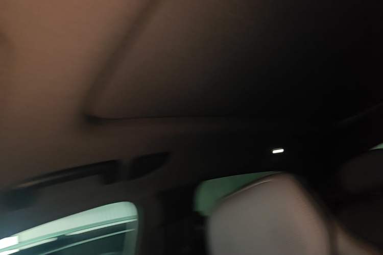 Used Lynk & Co 08 EM-P 2025 120km Long-Range Halo Headliner