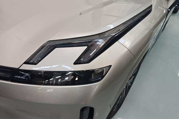 Used Lynk & Co 08 EM-P 2025 120km Long-Range Pro Left Front Headlight