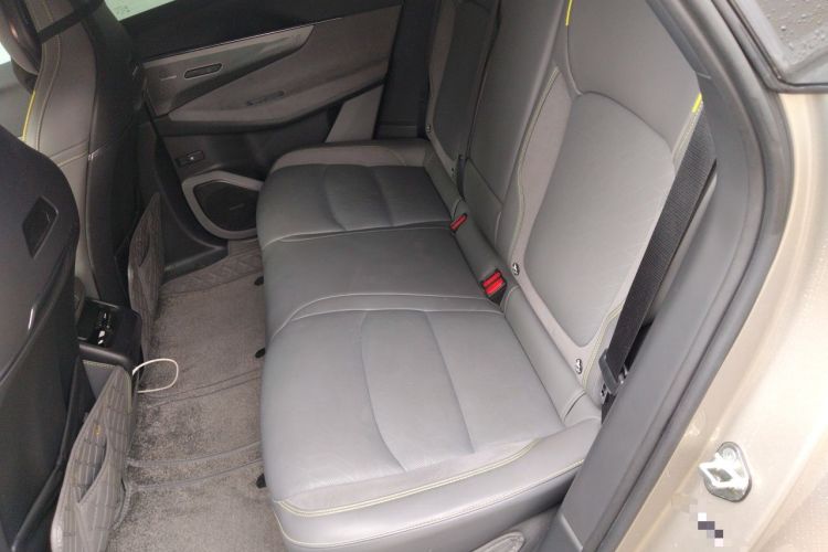 Used Lynk & Co 08 EM-P 2025 120km Long-Range Pro Left Rear Seat
