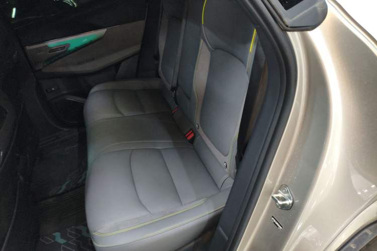 Used Lynk & Co 08 EM-P 2025 245km Ultra-Long Range Halo Left Rear Seat