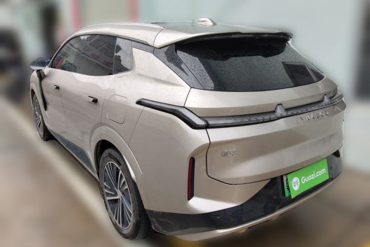 Used Lynk & Co 08 EM-P 2025 120km Long-Range Pro Rear Left 45 Deg
