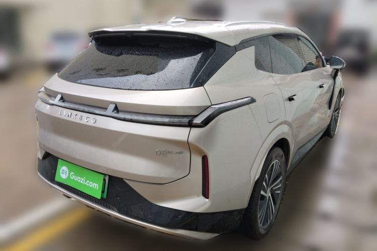 Used Lynk & Co 08 EM-P 2025 120km Long-Range Pro Rear Right 45 Deg