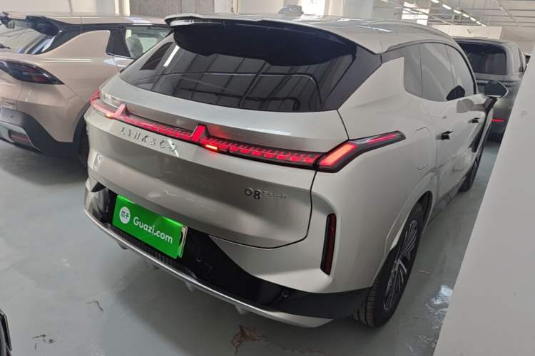 Used Lynk & Co 08 EM-P 2025 120km Long-Range Pro Rear Right 45 Deg
