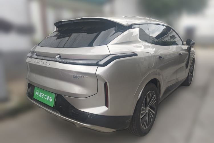 Used Lynk & Co 08 EM-P 2025 120km Long-Range Pro Rear Right 45 Deg