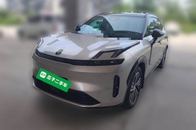 Used Lynk & Co 08 EM-P 2025 120km Long-Range Halo