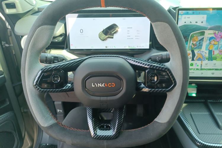 Used Lynk & Co 08 EM-P 2025 120km Long-Range Halo Steering Wheel