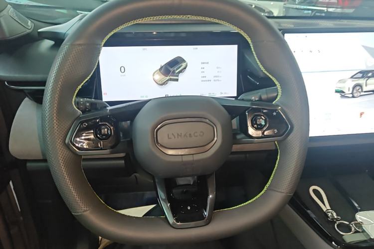 Used Lynk & Co 08 EM-P 2025 120km Long-Range Halo Steering Wheel