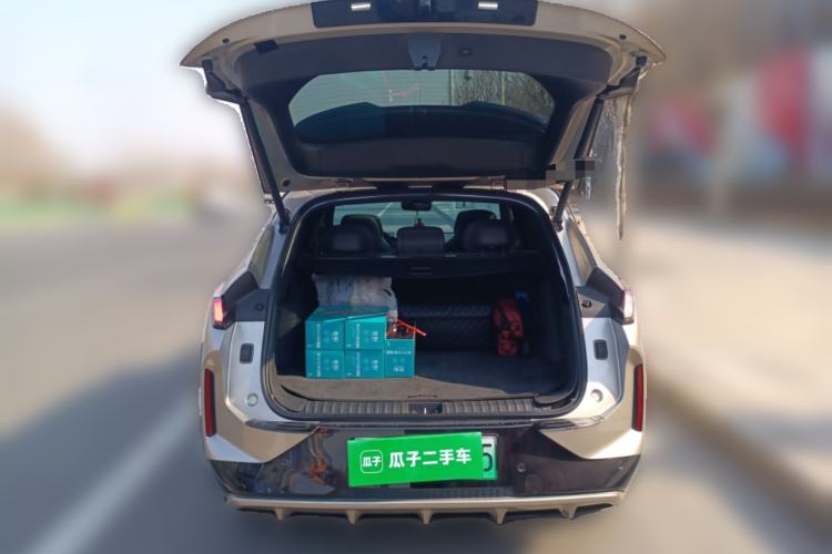 Used Lynk & Co 08 EM-P 2025 120km Long-Range Halo Trunk