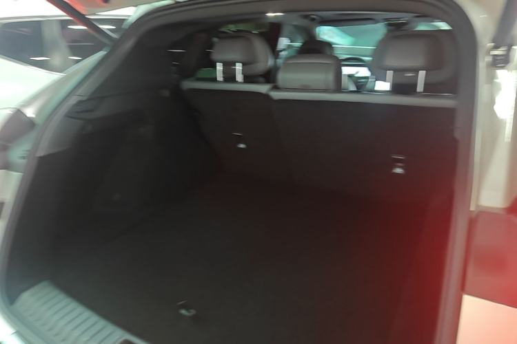 Used Lynk & Co 08 EM-P 2025 120km Long-Range Halo Trunk