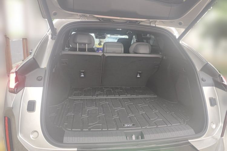 Used Lynk & Co 08 EM-P 2025 120km Long-Range Pro Trunk