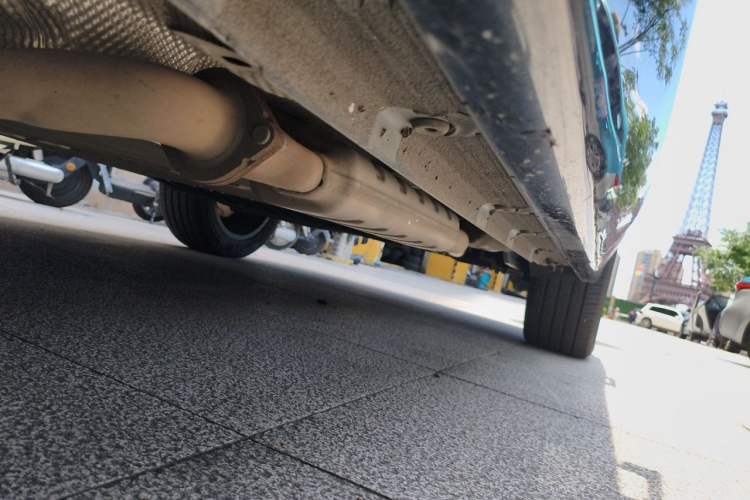Used Lynk & Co 08 EM-P 2025 120km Long-Range Pro Chassis Front Left