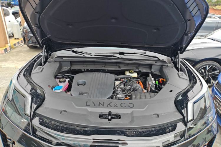 Used Lynk & Co 08 EM-P 2026 Model 160 Long-Range Ultra Engine Bay